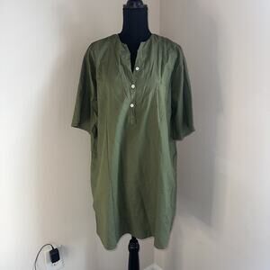 Women's 2X Button Up Short Sleeve Shirt NWOT